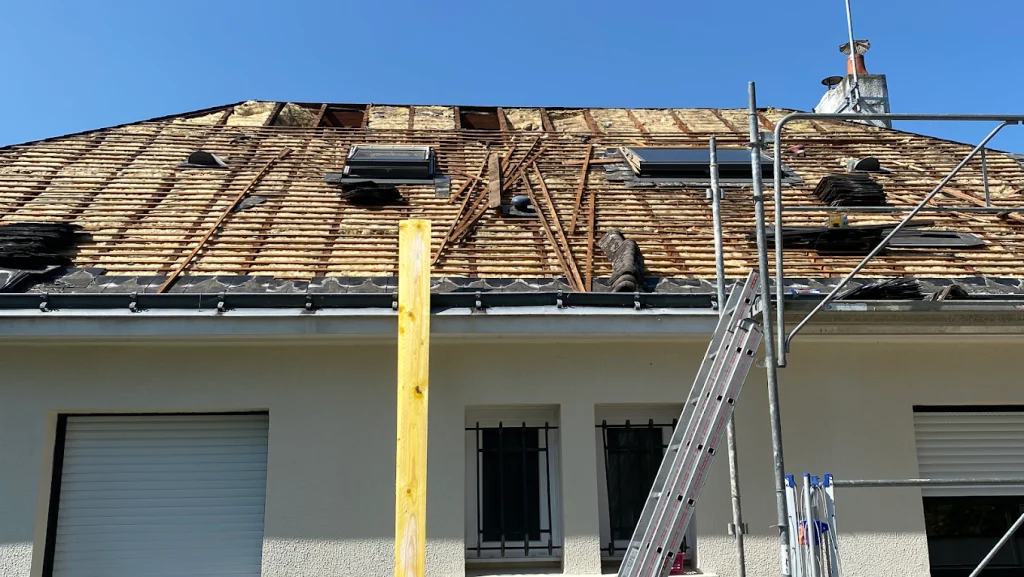 Lancement de chantier avec vérification de la charpente